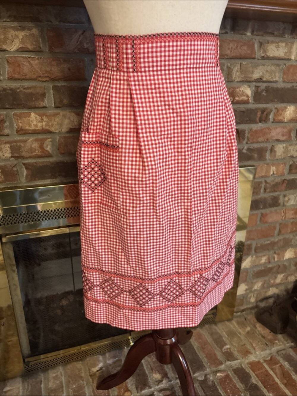 Vintage Embroidered Gingham Cotton Half Apron in Red, White, Black